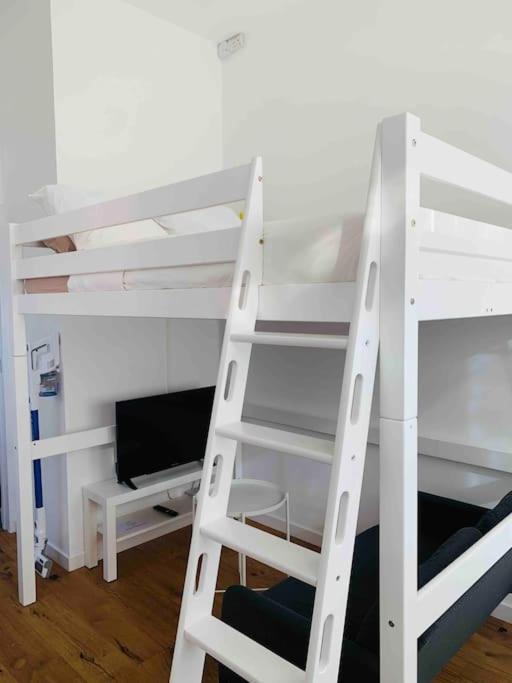 Loft - Lumineux - Television *